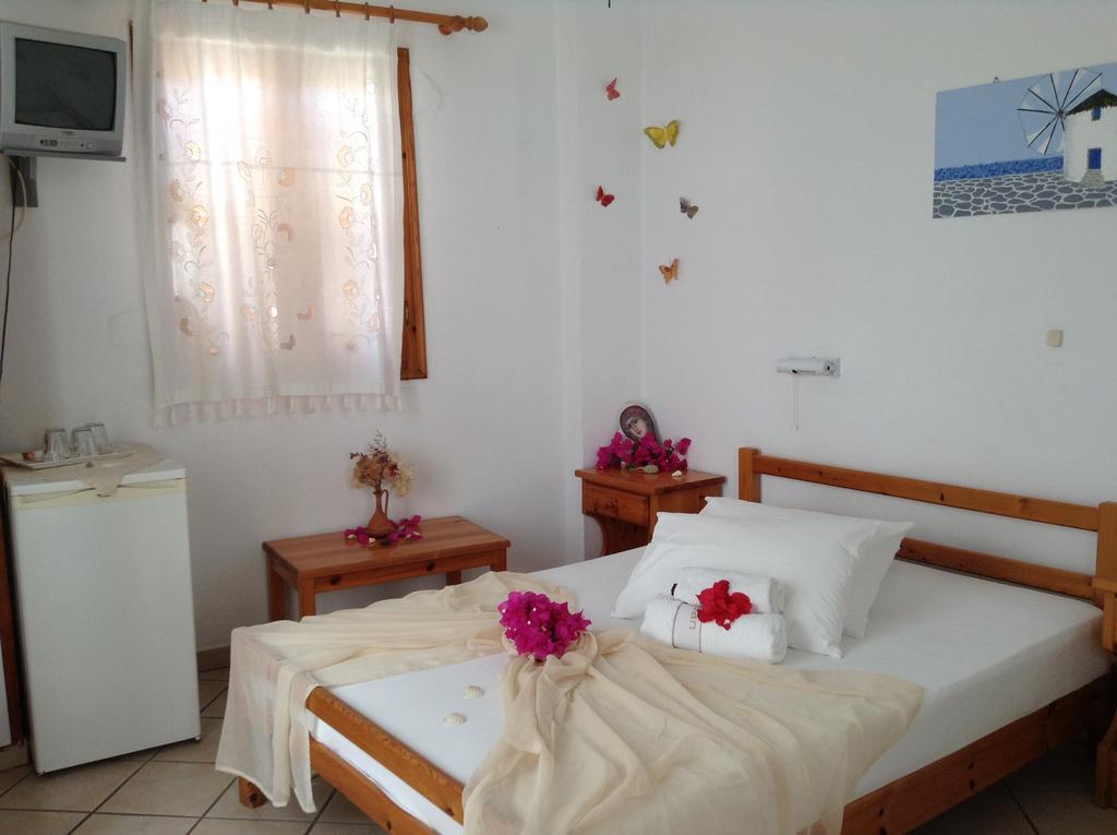 פארוס Arian Hotel מראה חיצוני תמונה