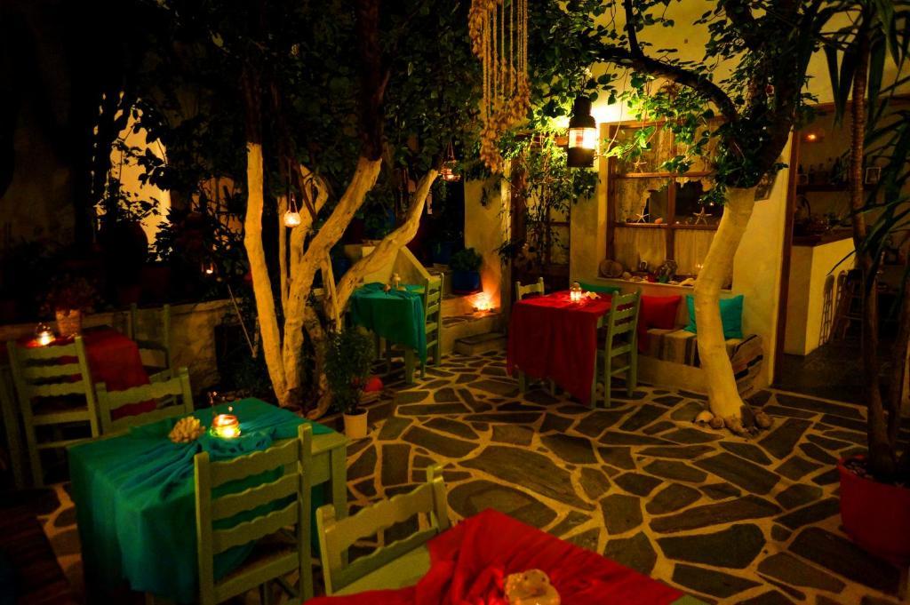 פארוס Arian Hotel מראה חיצוני תמונה